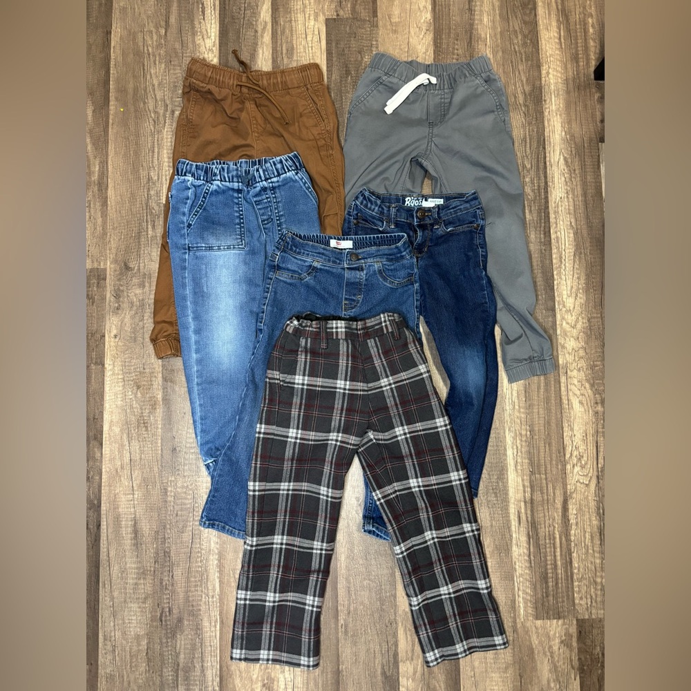 Pants bundle mostly size 4 one size 5